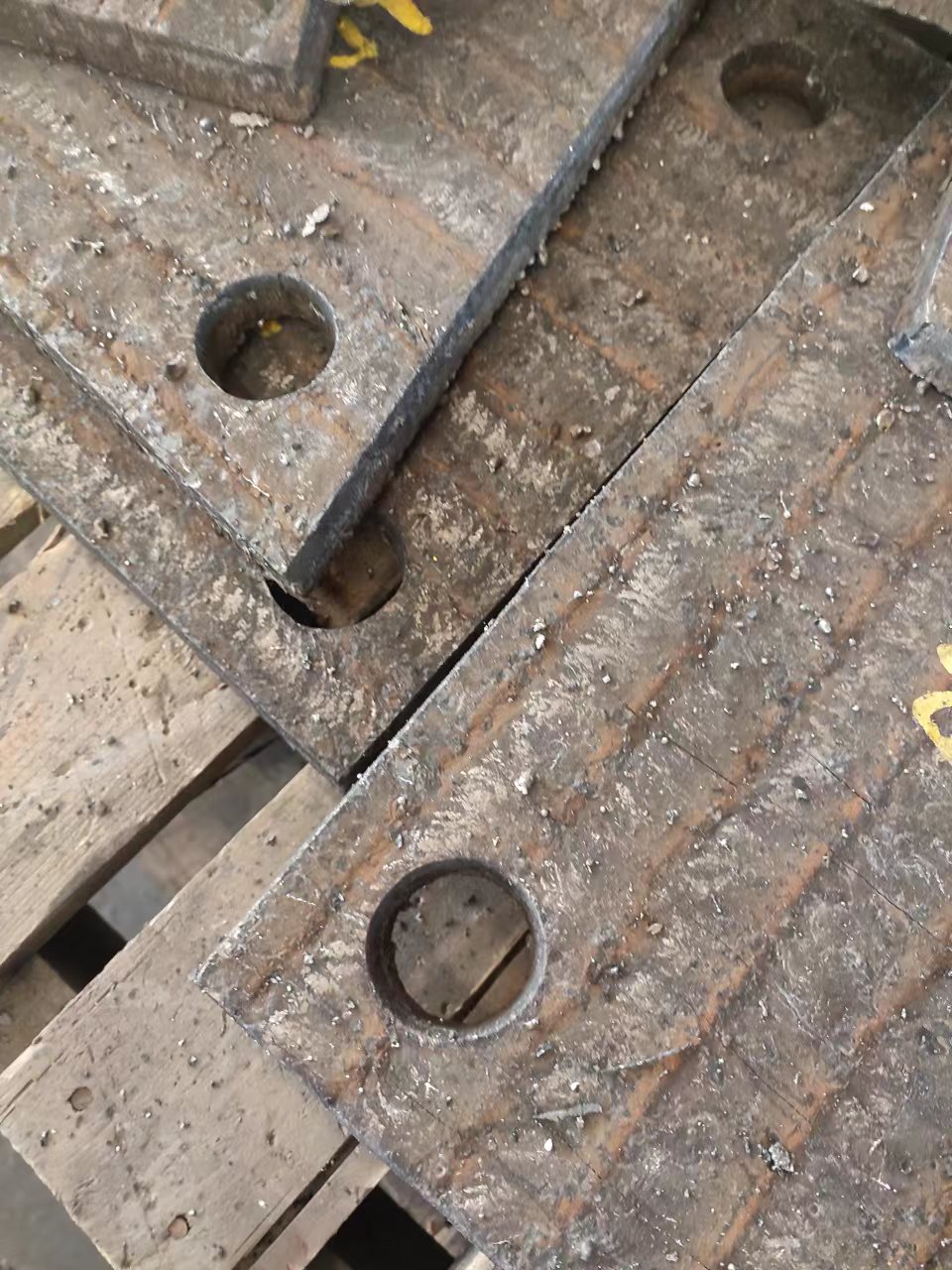 澳门堆焊耐磨板