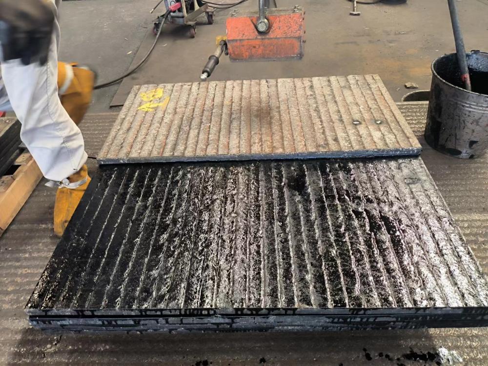澳门CR7C3耐磨板 双金属复合耐磨板